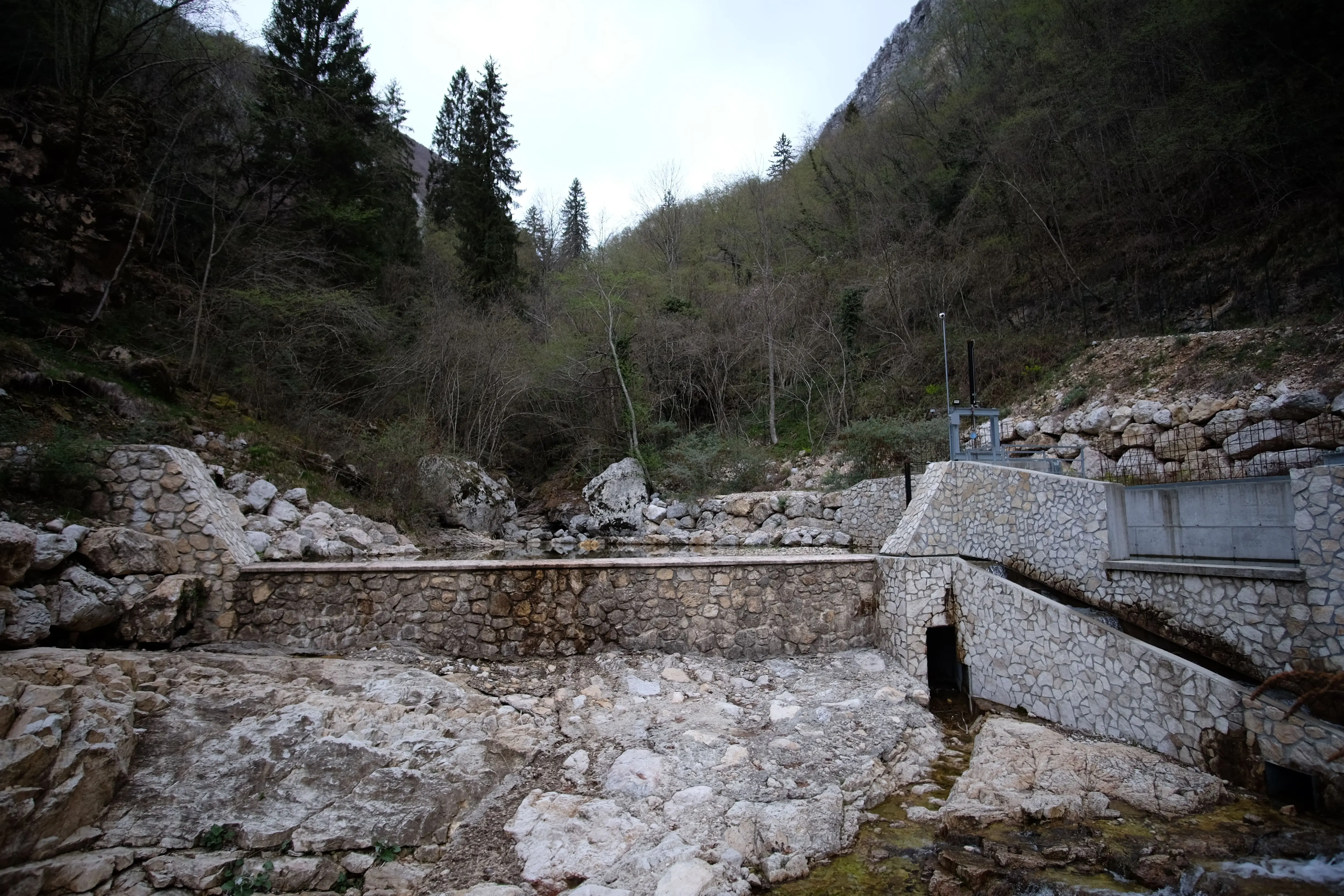 Progetto privato finanziato per la produzione di e-image